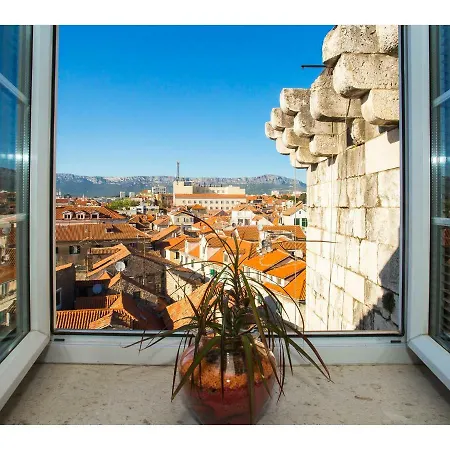 Riva Royal Lounge Apartman Split